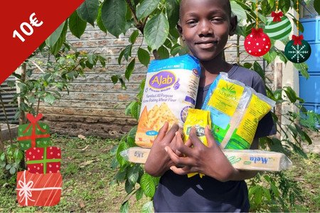 Essenspaket zu Weihnachten Als Spendegeschenk